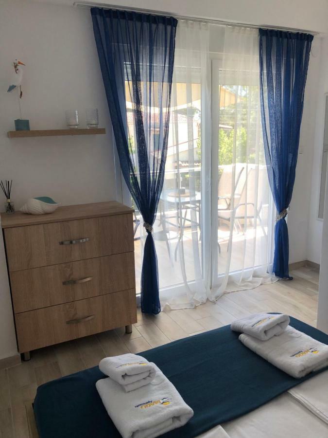 Mago Apartments Nea Kallikrateia Экстерьер фото